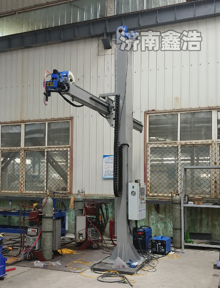 重型焊接操作機(jī)，智能數(shù)控，自動(dòng)焊接