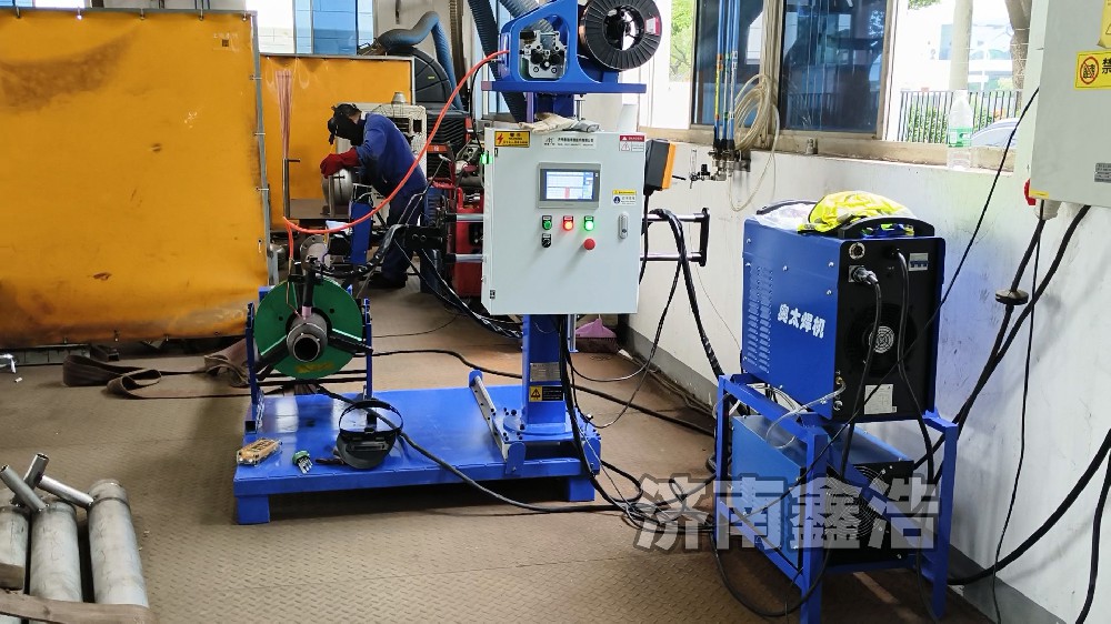 氬弧自動焊1140，運行穩(wěn)定，提高焊接效率